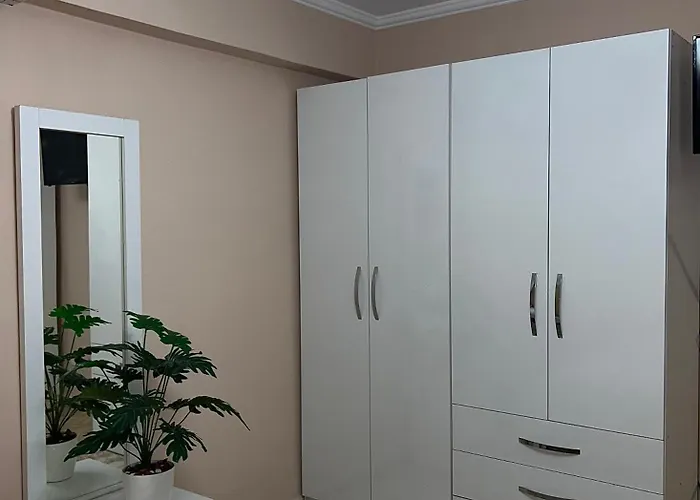 Art R Apartment Τίρανα